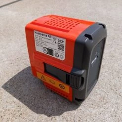 Husqvarna 220iL Battery Operated String Trimmer -Handheld Power Equipment Sales 20210901 131113 1