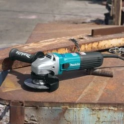 Makita GA4542C 4‑1/2" SJS II High‑Power Angle Grinder -Handheld Power Equipment Sales 39adcf62 2463 4c7d 90fb 85d2f075da9b ga4542c b 1500px