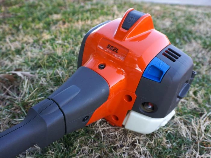 Husqvarna 522L Gas Engine 22.5cc Straight String Trimmer 11 Husqvarna 522L Gas Engine 22.5cc Straight String Trimmer - Image 11